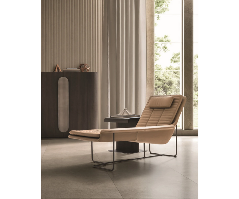 Ditre Italia Nirvana Chaise Longue: High-end home decor that combines elegance and comfort.