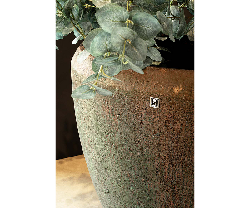 Nautical Atlantis planters adding coastal charm to luxury garden decor.