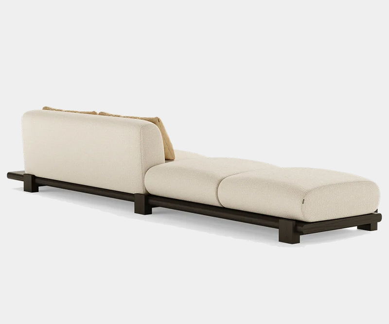 Absolem sofa: Perfect for creating a tranquil living space.