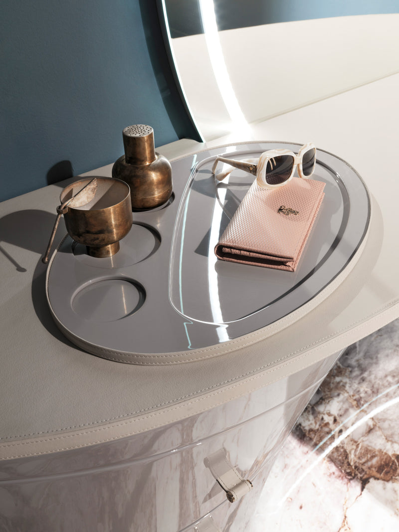 Visionnaire Jet Plane Mirror: Complete your luxurious dressing area with the Jet Plane Mirror by Visionnaire. This round mirror, crafted from wood, can be finished to match the Jet Plane Makeup Unit and is available with an optional integrated LED light.